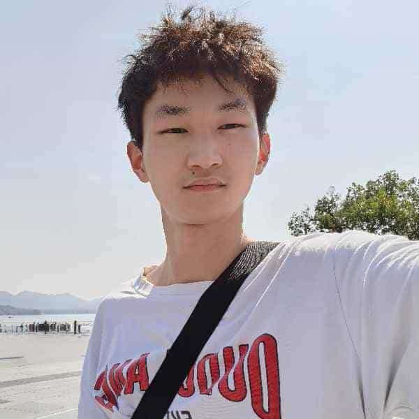 24岁岁云南单身帅哥 - 吴忠吉缘网