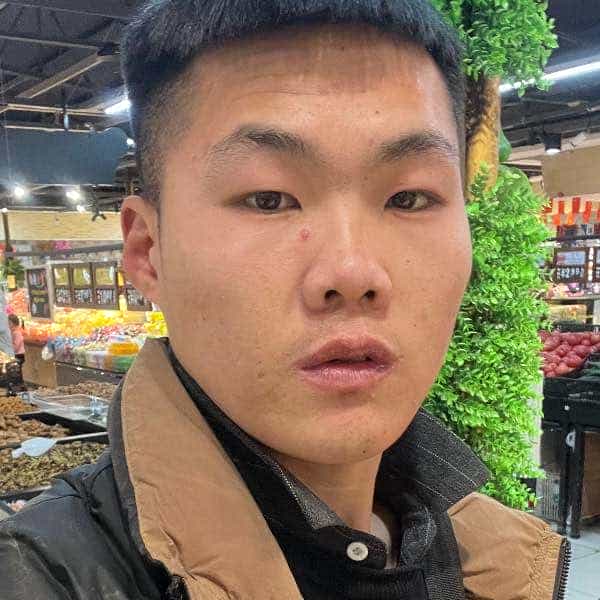 28岁岁河南单身帅哥 - 吴忠吉缘网
