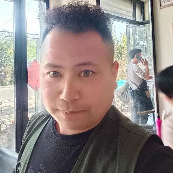 35岁岁山东单身帅哥 - 吴忠吉缘网