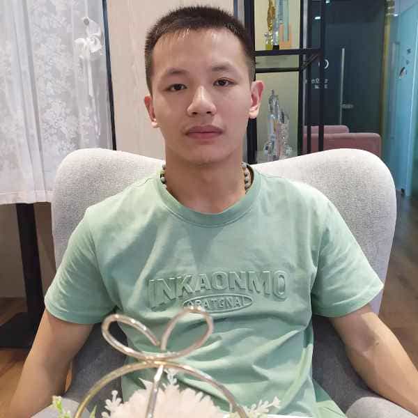 28岁岁江西单身帅哥 - 吴忠吉缘网