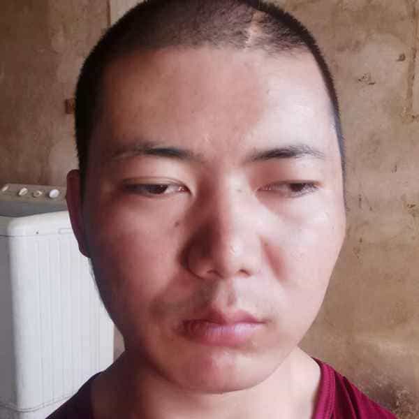 35岁岁云南单身帅哥 - 吴忠吉缘网