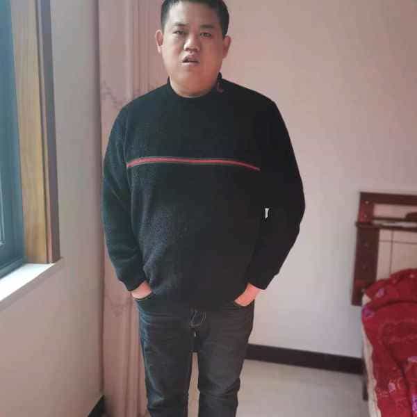 33岁岁重庆单身帅哥 - 吴忠吉缘网