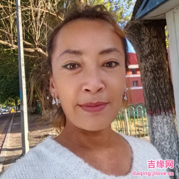 51岁岁黑龙江单身美女 - 吴忠吉缘网