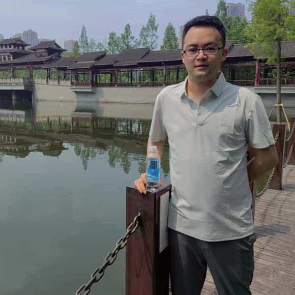 34岁岁重庆单身帅哥 - 吴忠吉缘网