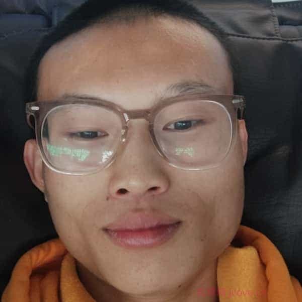 25岁岁四川单身帅哥 - 吴忠吉缘网
